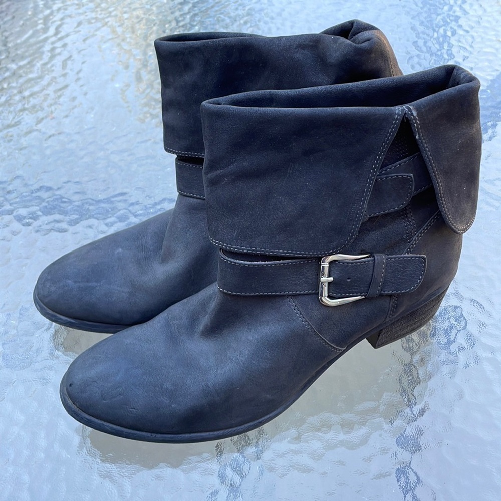 Donald J Pliner Women’s 'Danee' Black Boots 11 M